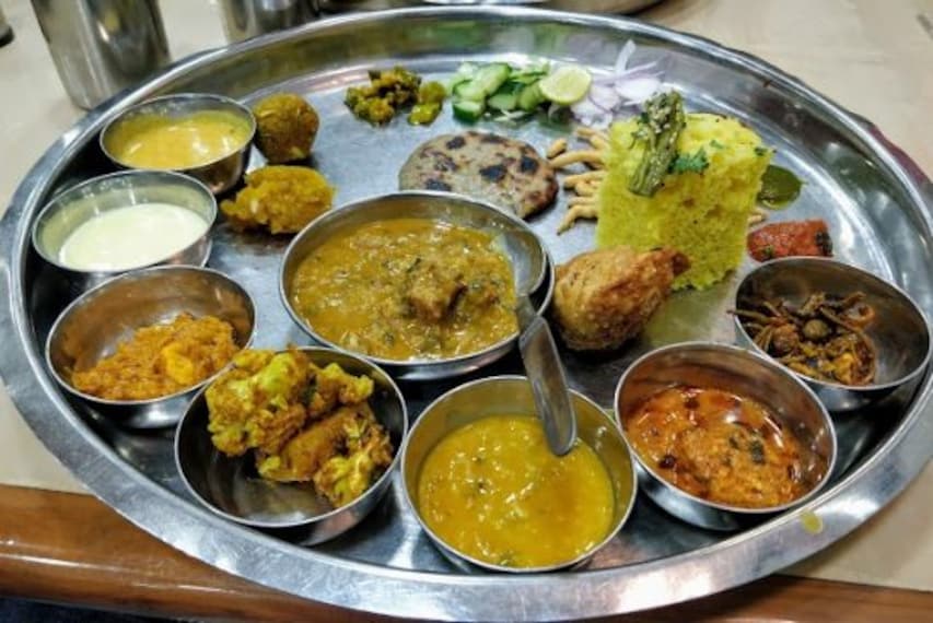 Gypsy Dining Hall-2